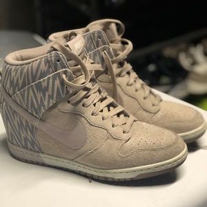 Nike Dunk Sky Hi Sz7.5 zigzag Gray